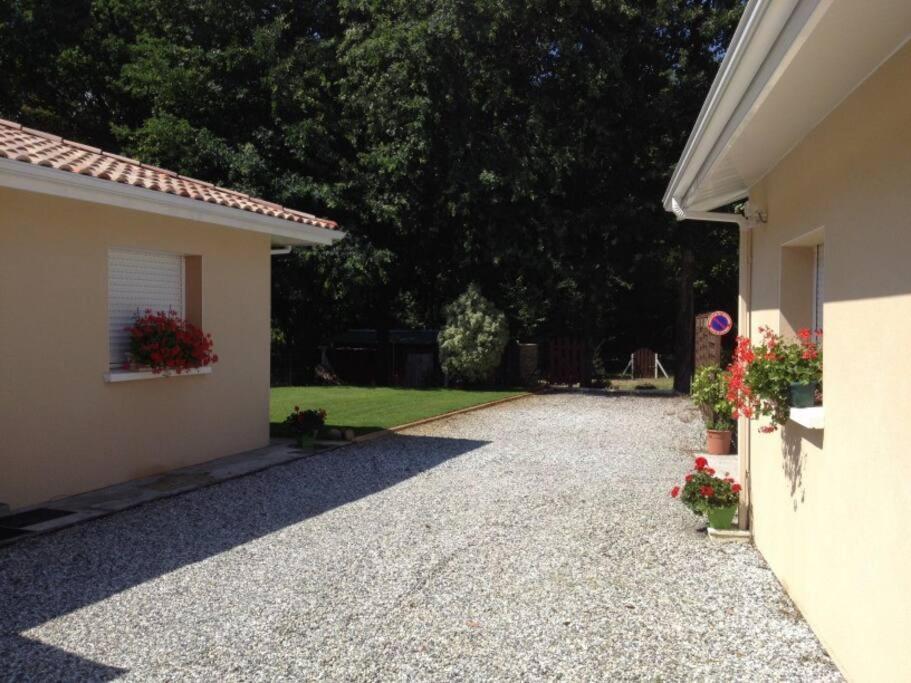 Maison Entre Lacs Et Ocean Aureilhan  Exterior foto